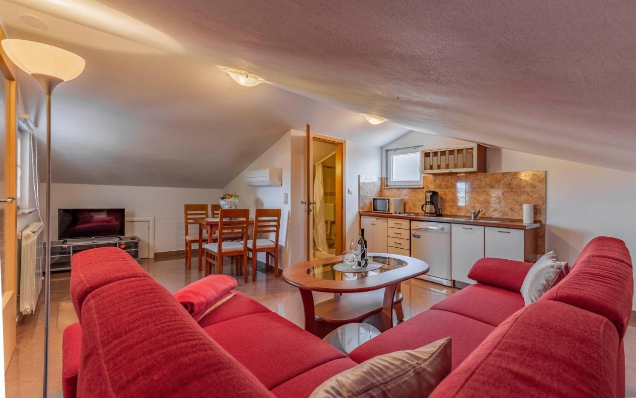 Apartments Istriensonne - Haus Stephan เมดูลิน ภายนอก รูปภาพ