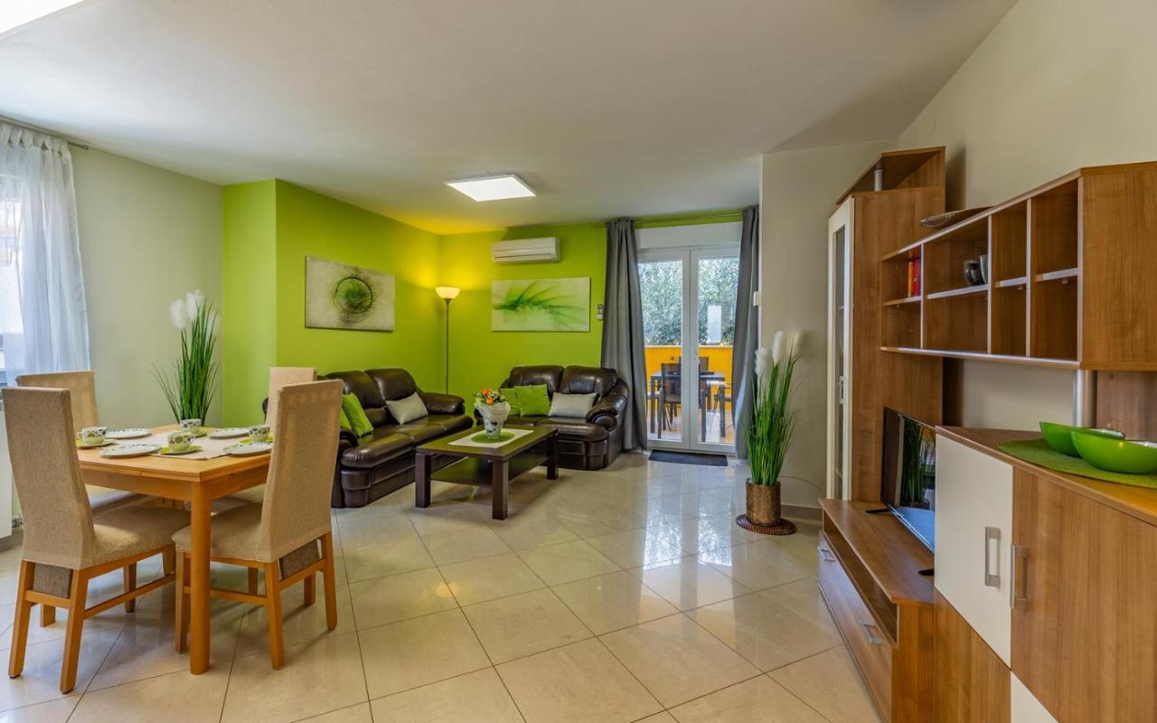 Apartments Istriensonne - Haus Stephan เมดูลิน ภายนอก รูปภาพ