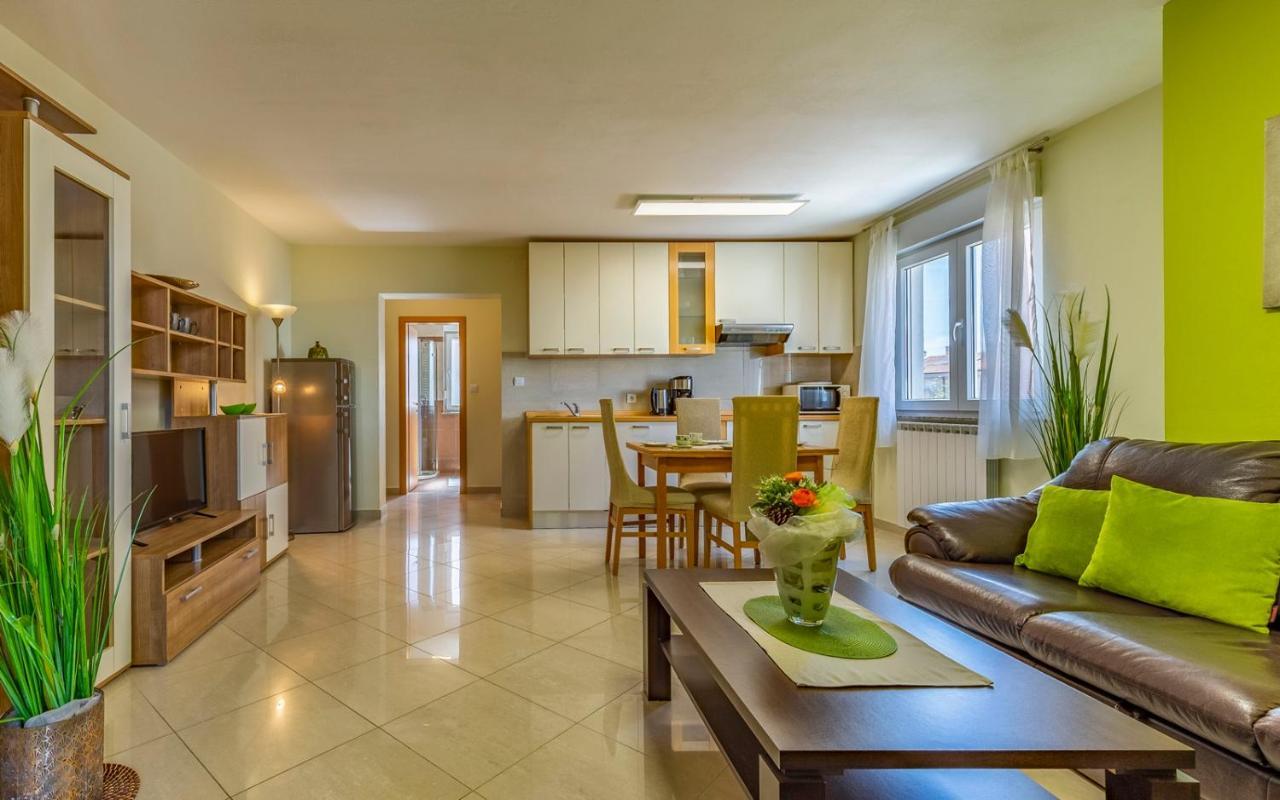Apartments Istriensonne - Haus Stephan เมดูลิน ภายนอก รูปภาพ